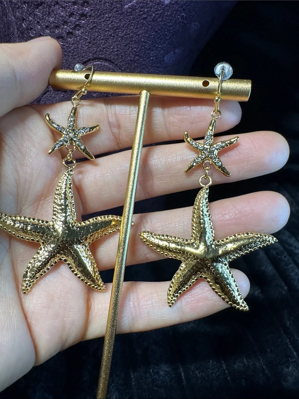 Kenneth Jay Lane Gold Starfish Dangle Earrings - Picture 2 of 6